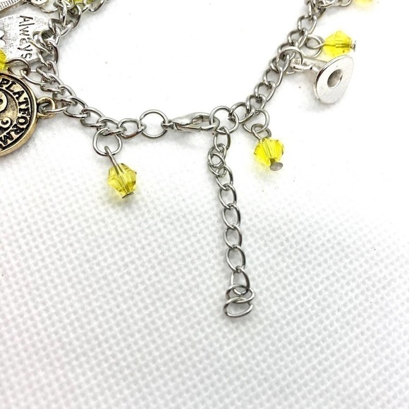 HUFFLEPUFF Harry Potter Charm Bracelet - Picture 7 of 9